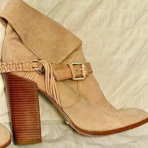SCHUTZ Beige Heeled Boots with Braided Strap